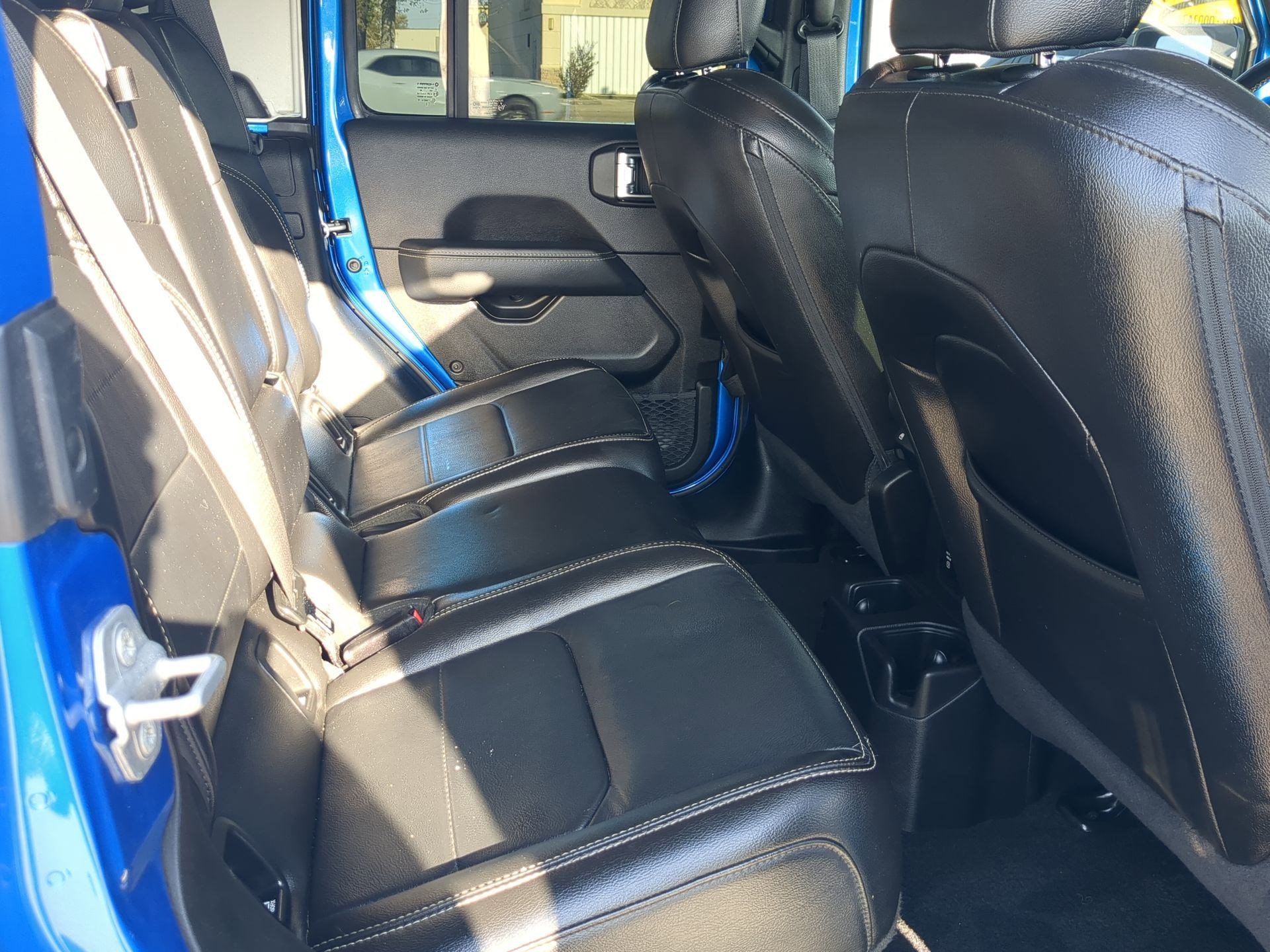 Used 2022 Jeep Gladiator Overland w/ Popular Equipment Package image 30