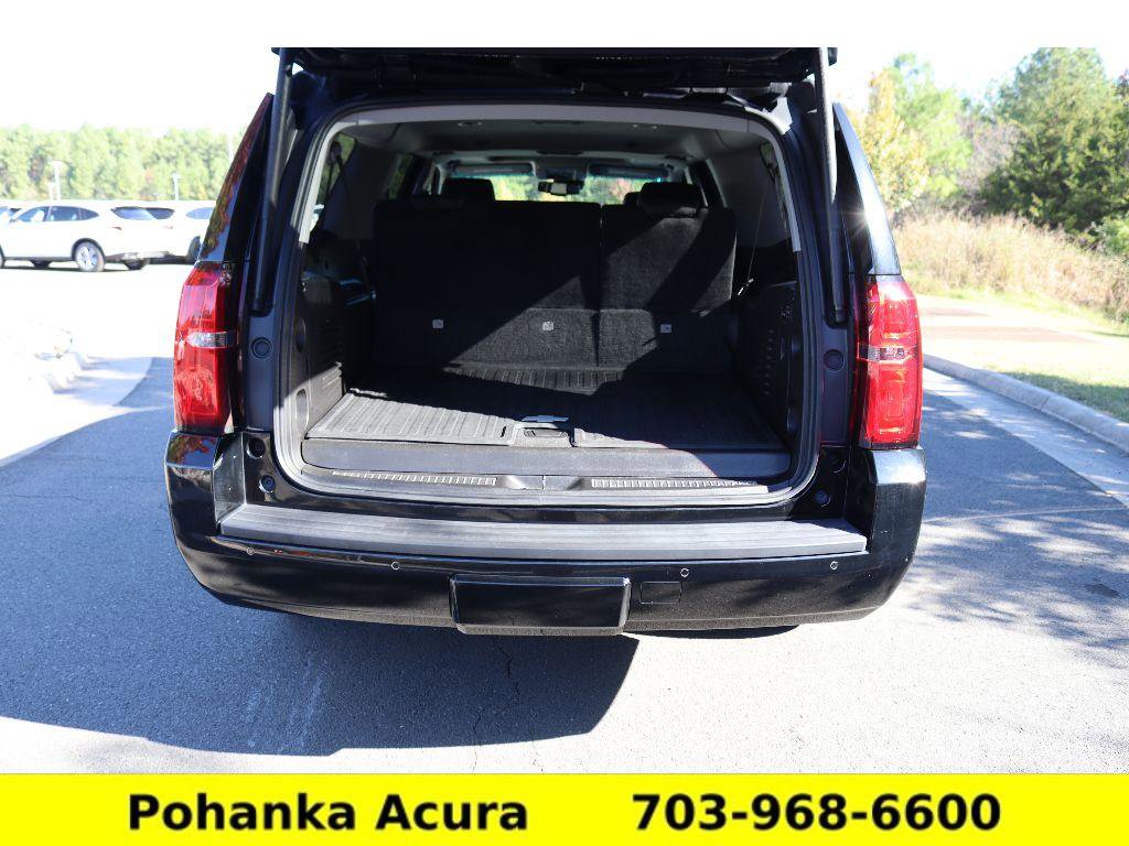 Used 2018 Chevrolet Suburban LT w/ Luxury Package image 31