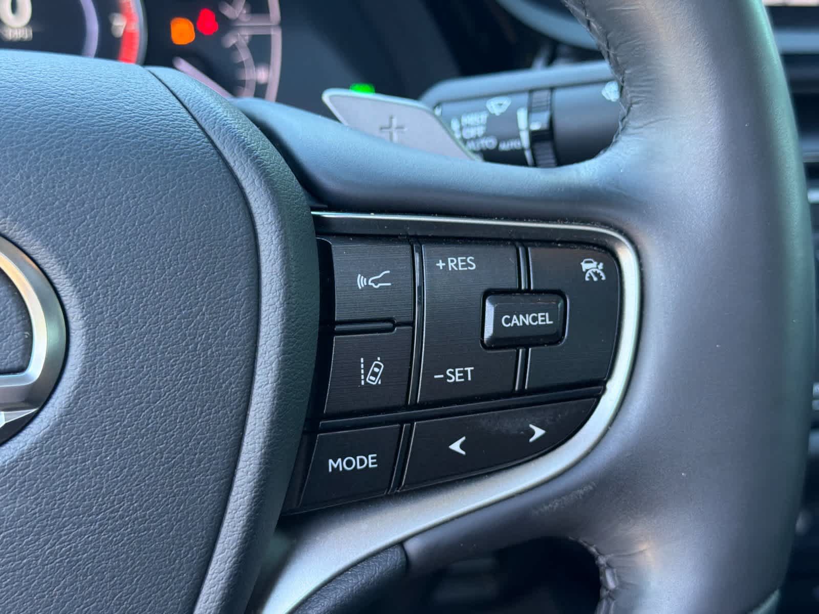 Used 2022 Lexus ES 350 w/ Accessory Package 2 FWD image 27