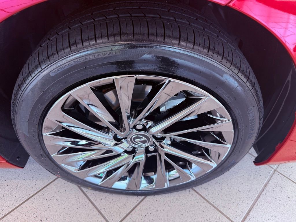 Used 2024 Lexus ES 300h Ultra Luxury w/ Accessory Package (Z2) FWD image 20