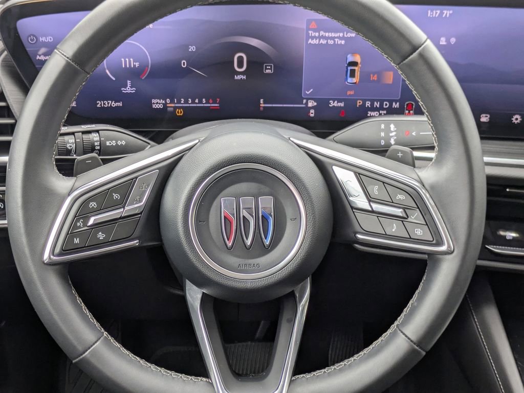 Used 2025 Buick Envision Preferred image 13