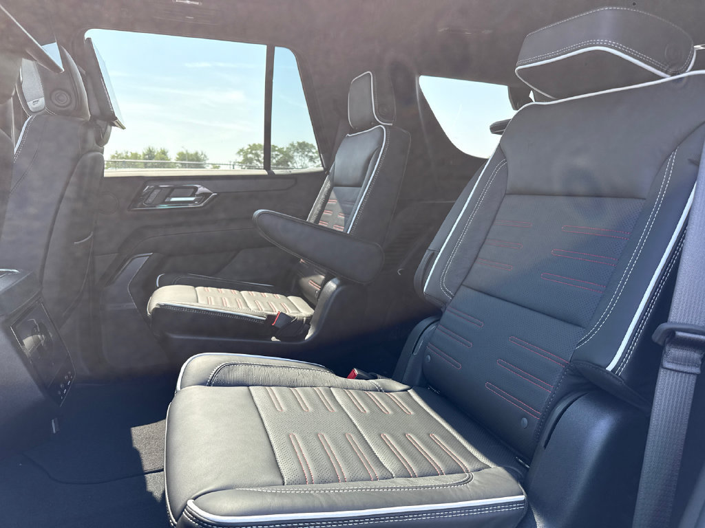 New 2026 GMC Yukon AT4 Ultimate AWD/4WD image 31