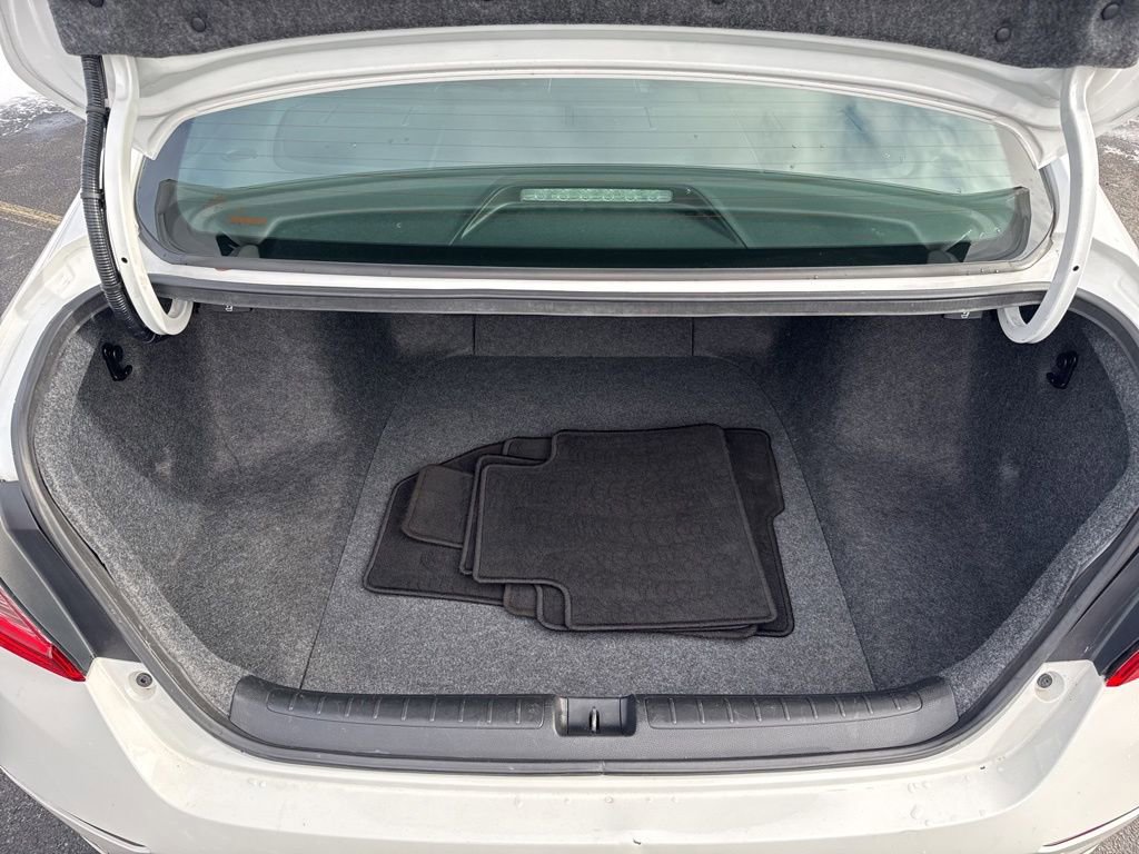 Certified 2018 Honda Accord Sport image 19