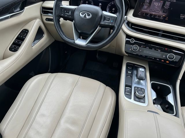 Used 2023 INFINITI QX60 Sensory w/ Vision Package AWD/4WD image 14