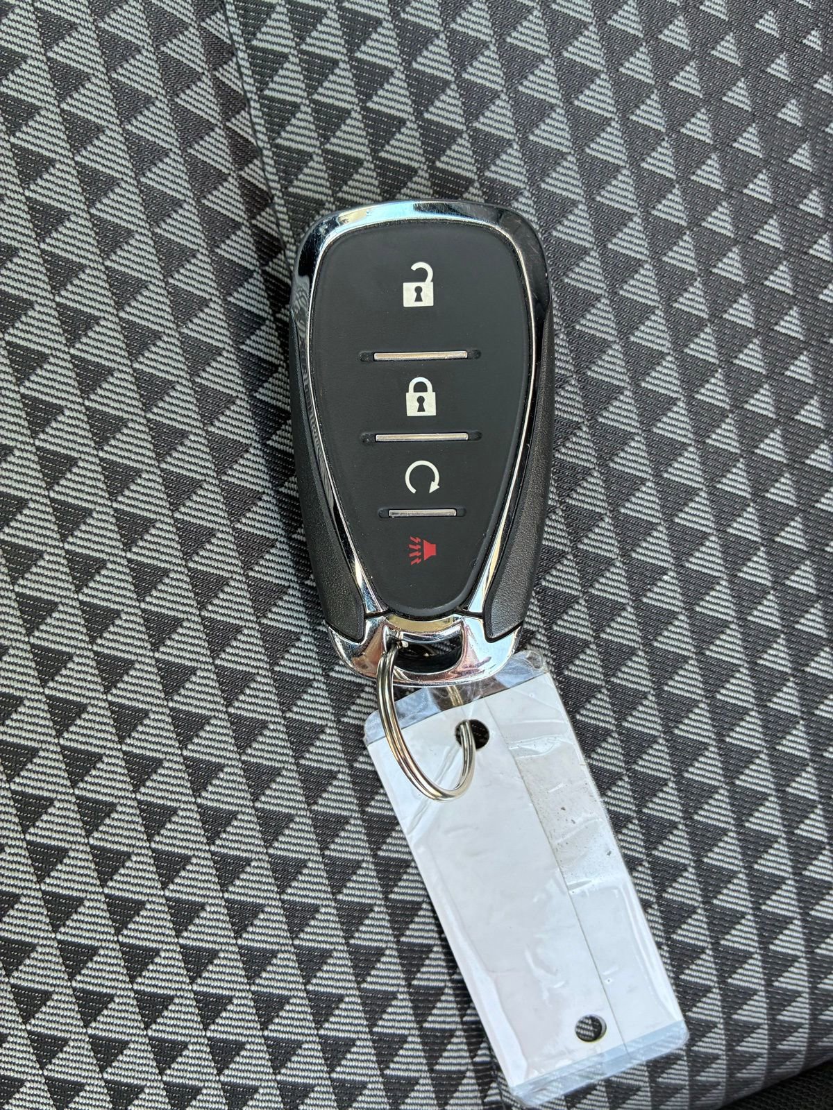 Used 2025 Chevrolet Trax LT FWD image 12