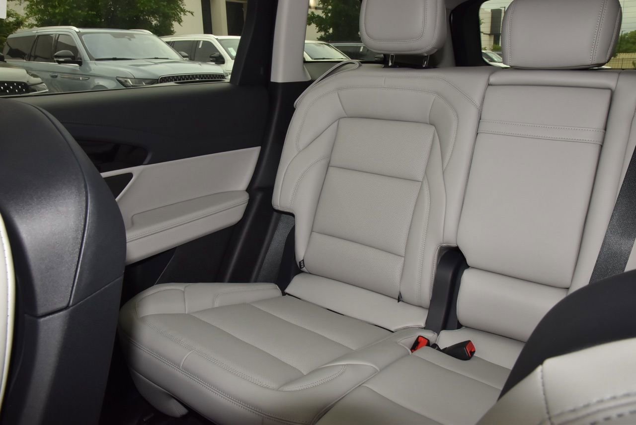 New 2026 Lincoln Nautilus Premier AWD/4WD image 26