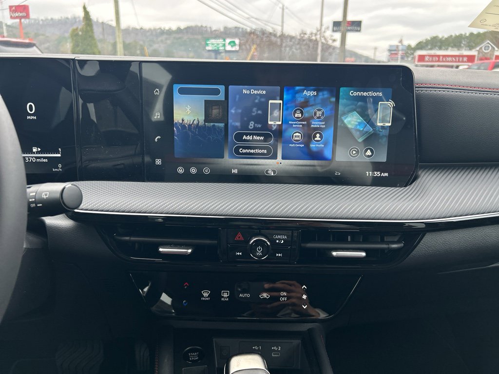 New 2026 Nissan Kicks SR image 15