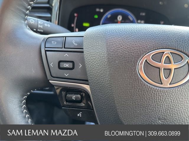 Used 2025 Toyota Camry SE image 22