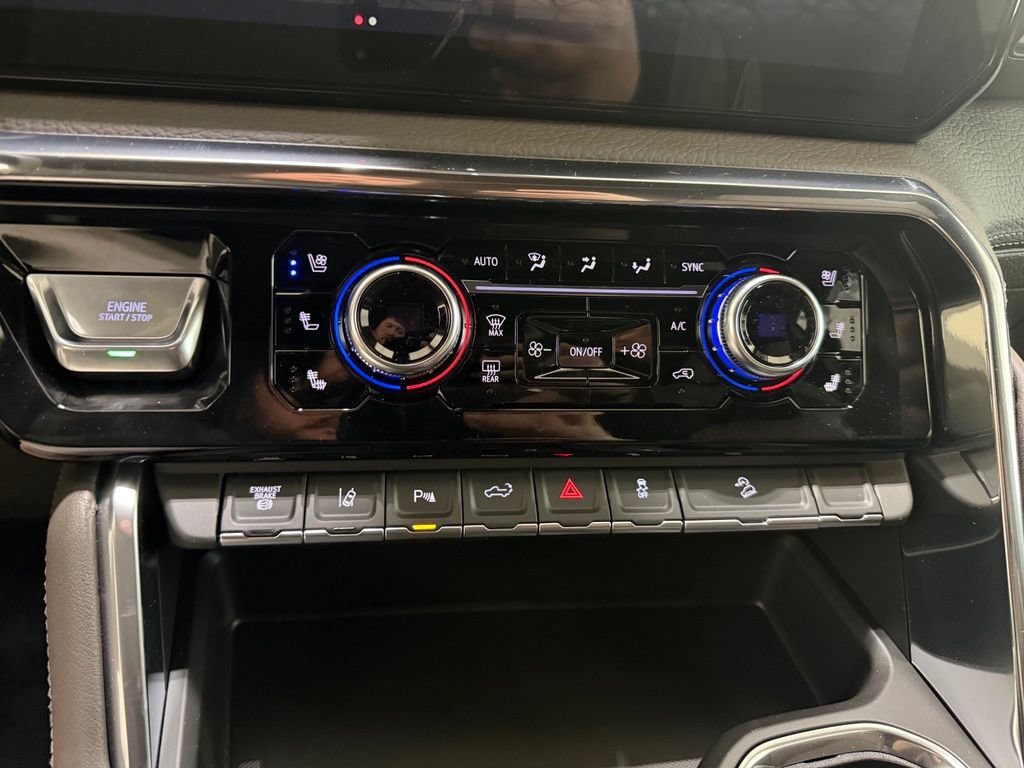 New 2026 GMC Sierra 2500 Denali w/ Denali Reserve Package AWD/4WD image 21