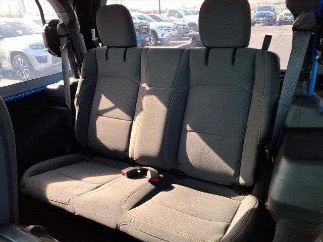 Used 2025 Jeep Wrangler Sport image 25