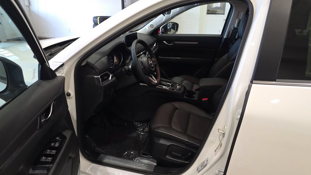 Used 2025 MAZDA CX-5 AWD 2.5 S w/ Select Package image 11