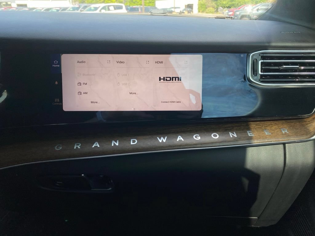 Used 2022 Jeep Grand Wagoneer Series II AWD/4WD image 29