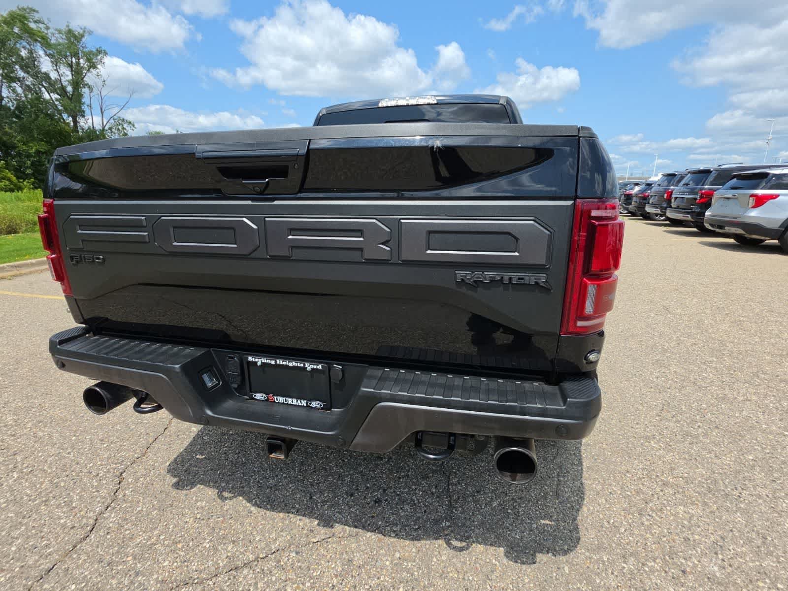 Used 2019 Ford F150 Raptor w/ Equipment Group 802A Luxury AWD/4WD image 9
