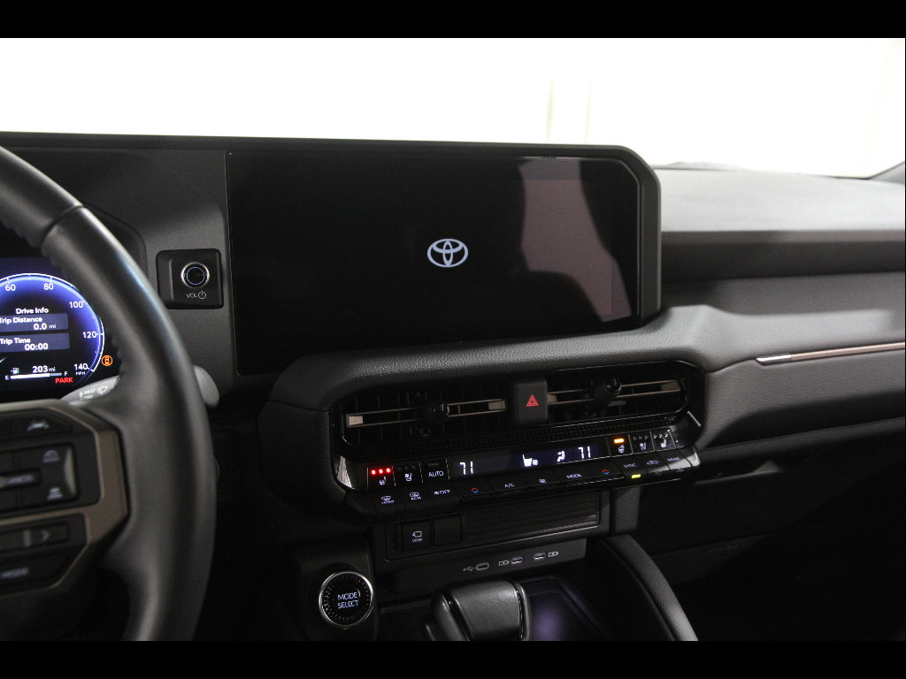 Used 2024 Toyota Land Cruiser w/ Premium Package image 9