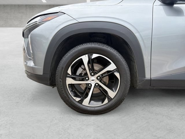 Used 2024 Chevrolet Trax RS FWD image 23