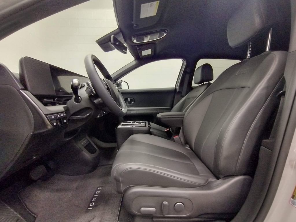 New 2025 Hyundai Ioniq 5 XRT image 24
