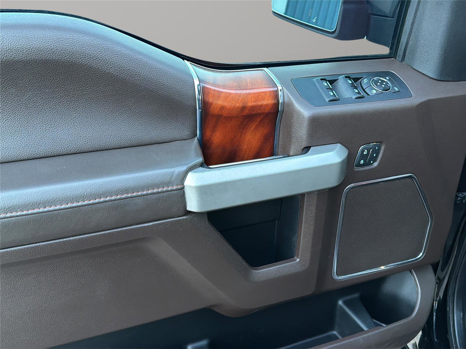 Used 2019 Ford F150 King Ranch w/ Equipment Group 601A Luxury image 34