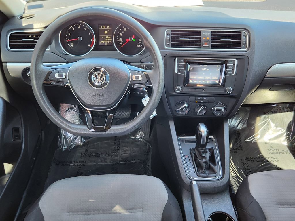Used 2018 Volkswagen Jetta S image 3