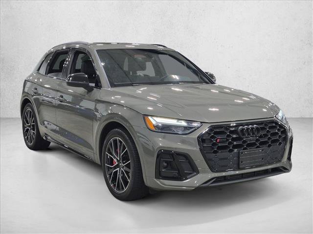 Used 2023 Audi SQ5 Premium Plus w/ Premium Plus Package AWD/4WD image 3