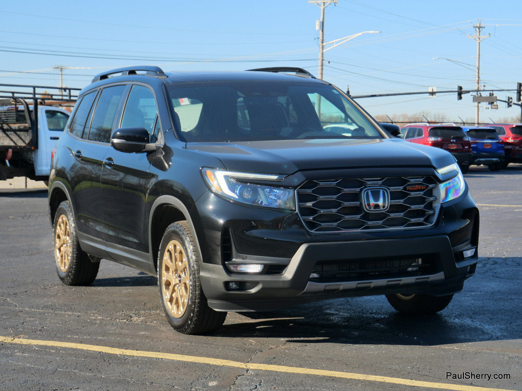 Used 2023 Honda Passport TrailSport image 15