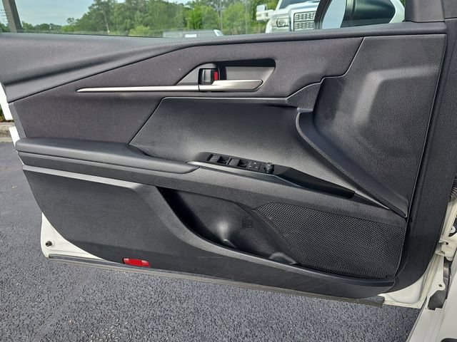 Used 2025 Toyota Camry LE FWD image 26
