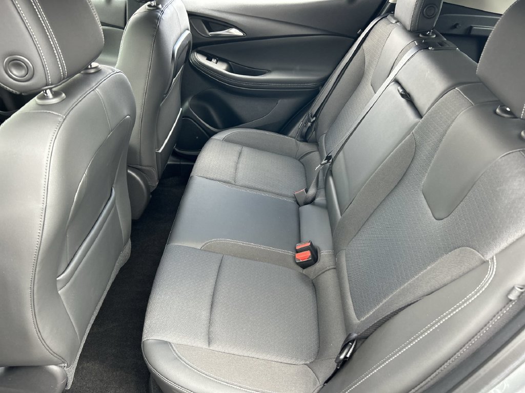 Used 2024 Buick Encore GX Preferred w/ Comfort Package FWD image 25