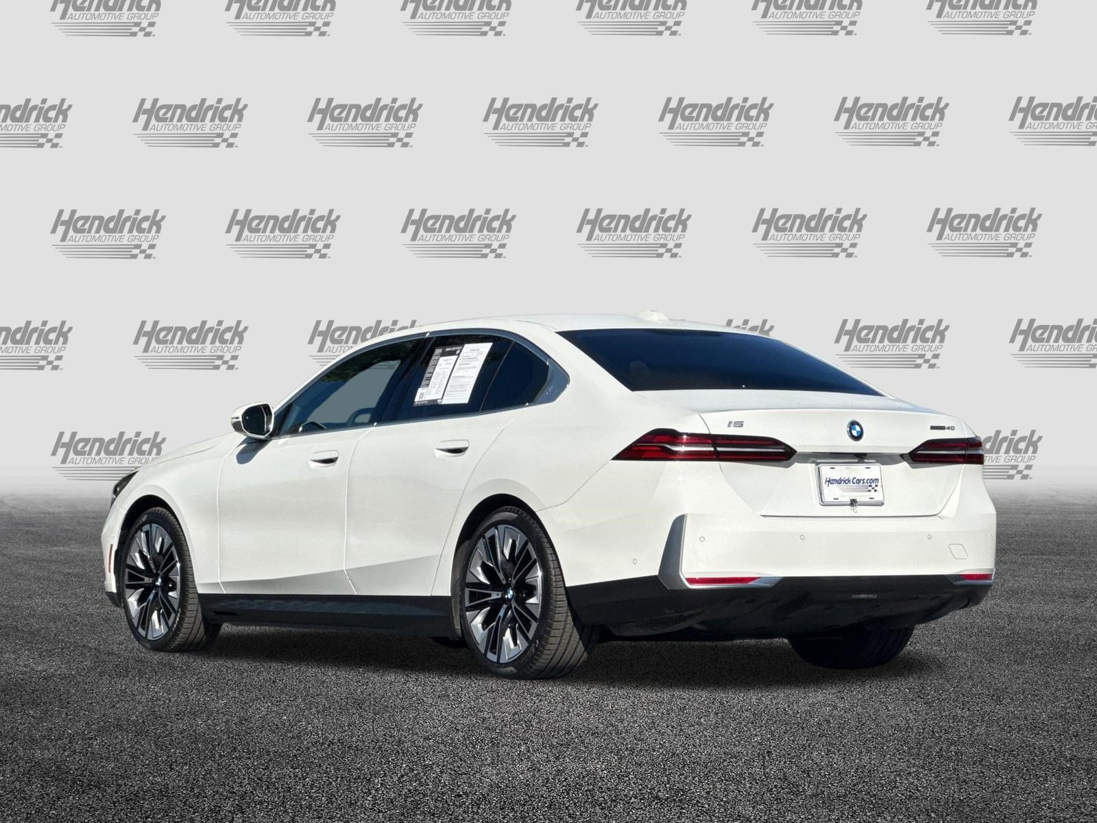 Used 2024 BMW i5 eDrive40i w/ Premium Package RWD image 7