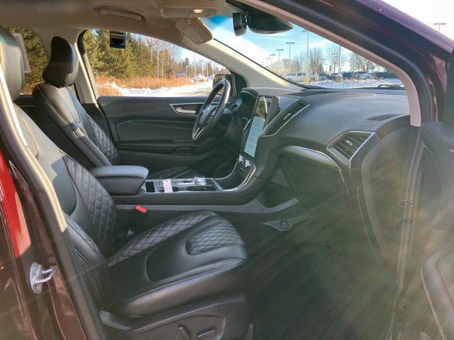 Used 2024 Ford Edge Titanium image 20