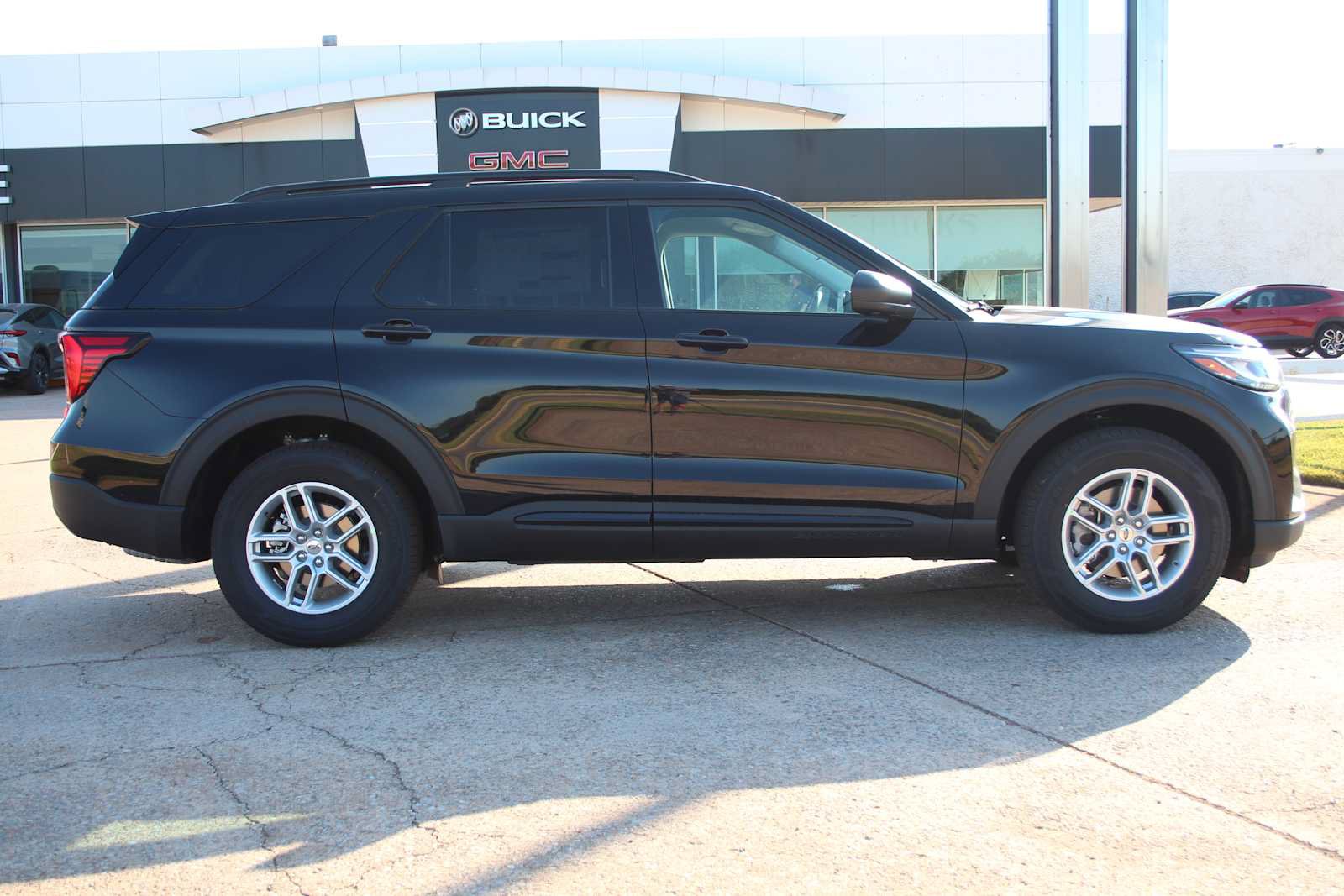 New 2026 Ford Explorer Active w/ Active Comfort Package RWD image 15
