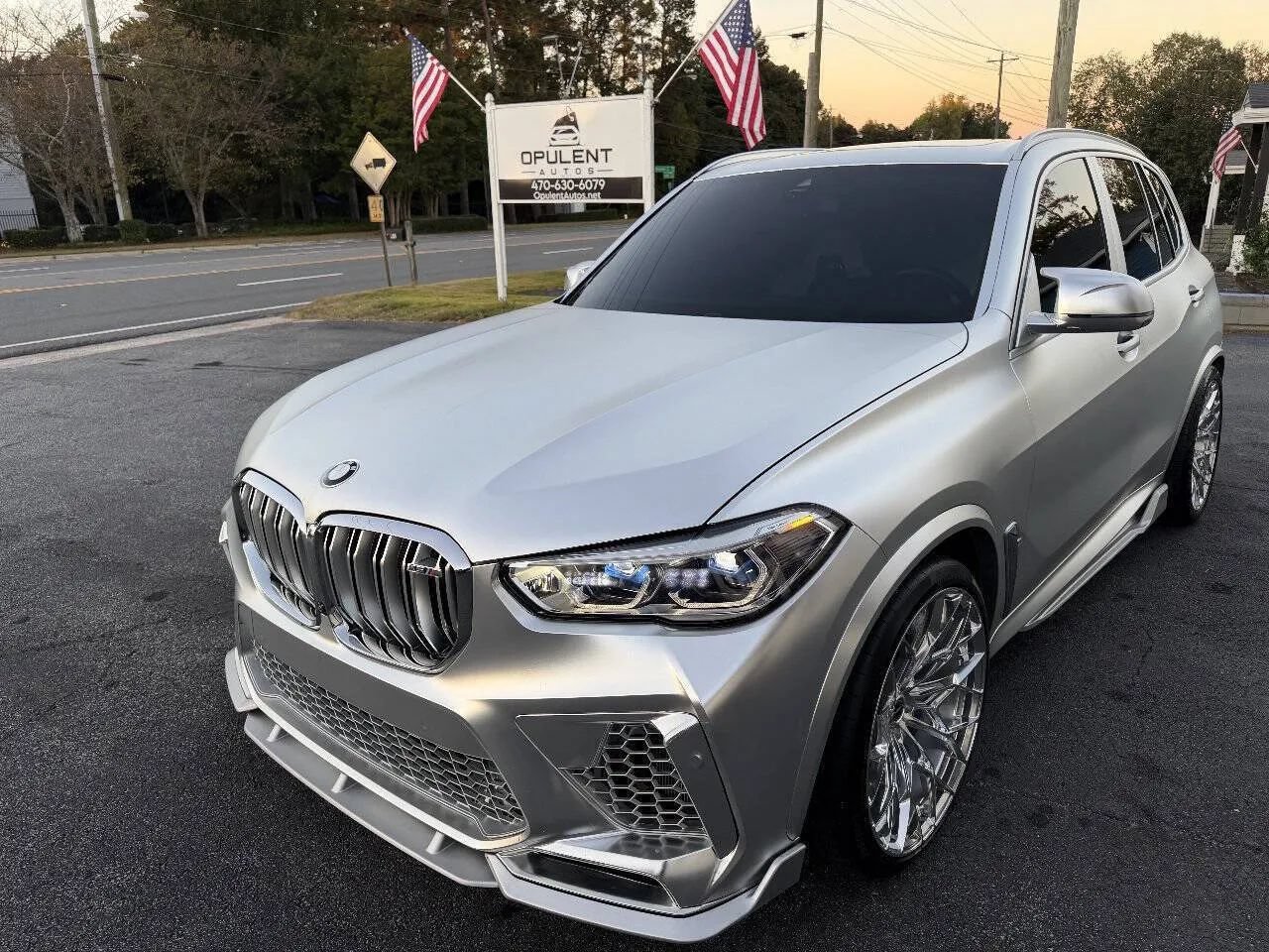 Used 2023 BMW X5 M w/ Executive Package AWD/4WD image 3