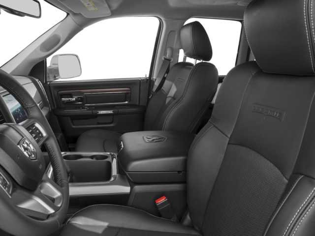 Used 2017 RAM 1500 Laramie w/ Convenience Group image 6