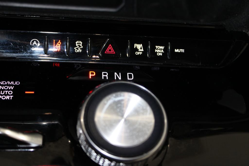 Used 2024 Jeep Wagoneer Series II image 54