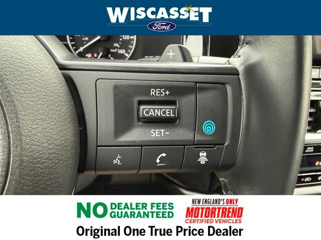 Used 2024 Nissan Pathfinder SV image 19