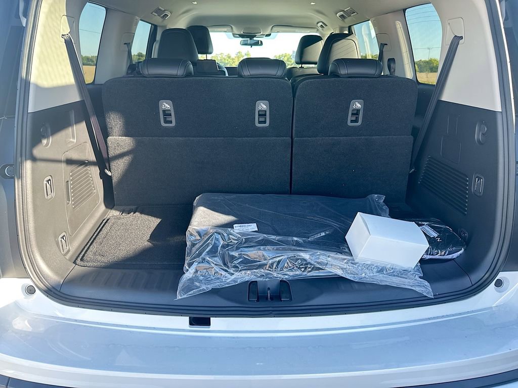 New 2026 Nissan Armada SV image 23