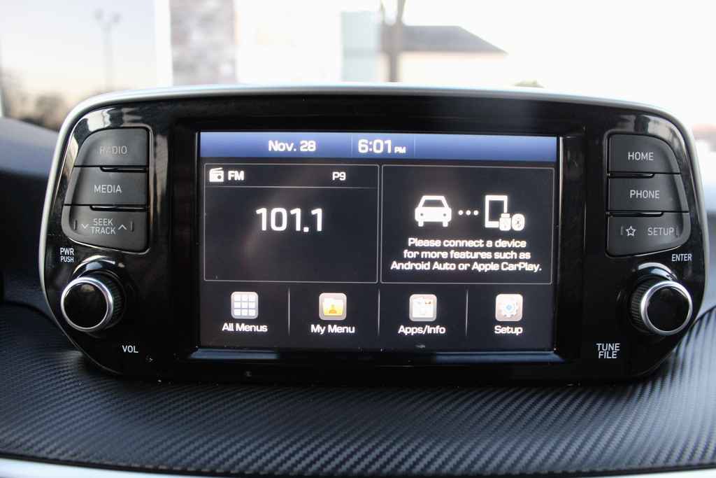 Used 2020 Hyundai Tucson SE image 19