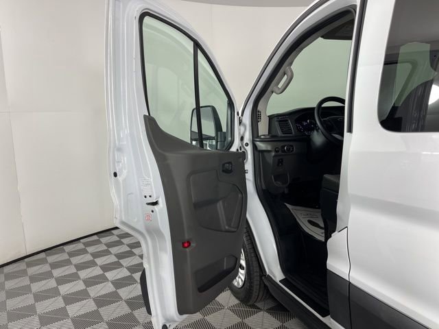 Used 2024 Ford Transit 350 XLT image 17
