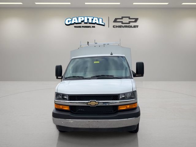 New 2025 Chevrolet Express 3500 w/ Power Convenience Package RWD image 8
