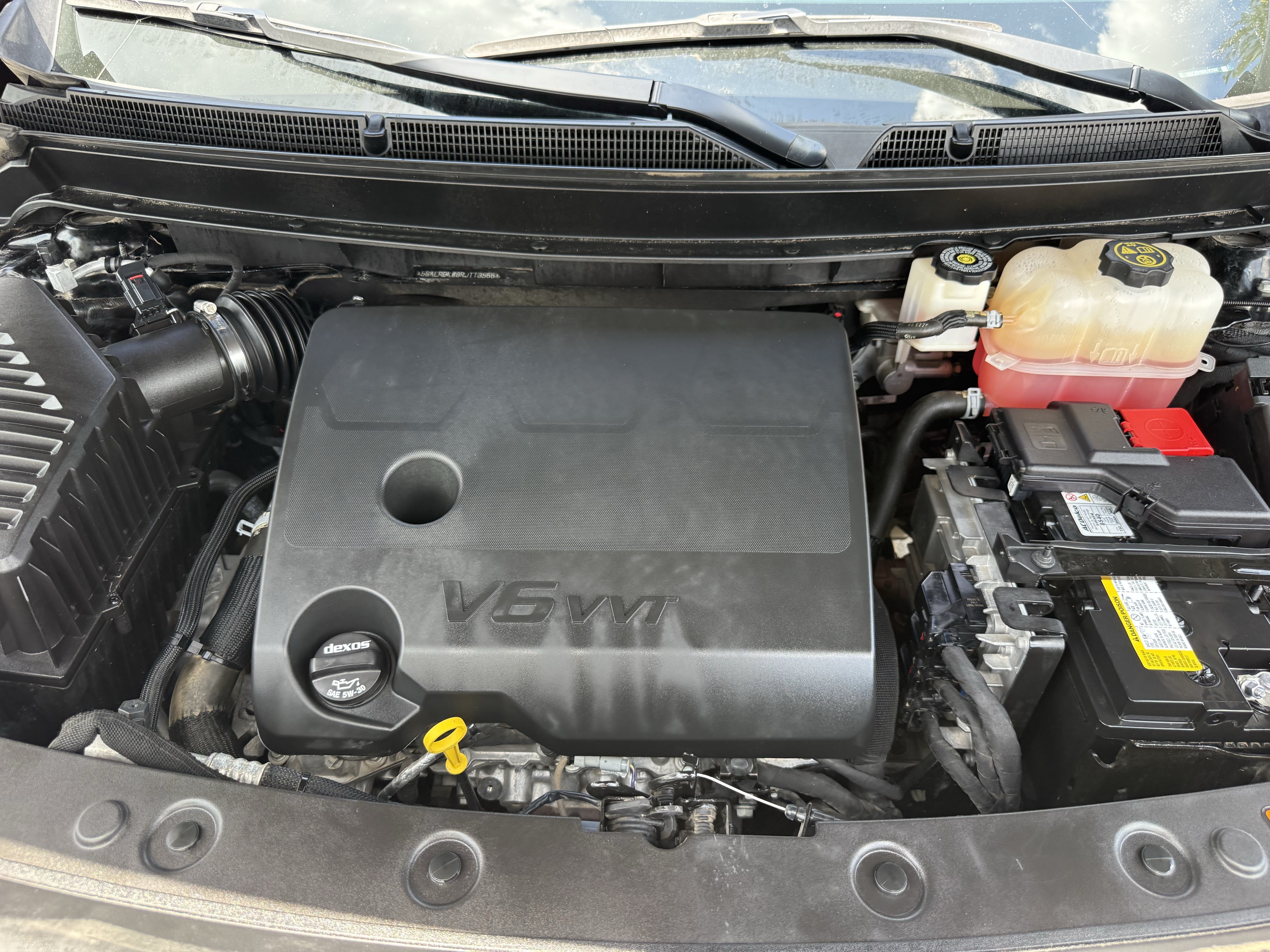 Used 2024 Buick Enclave Essence w/ Sport Touring Edition FWD image 33