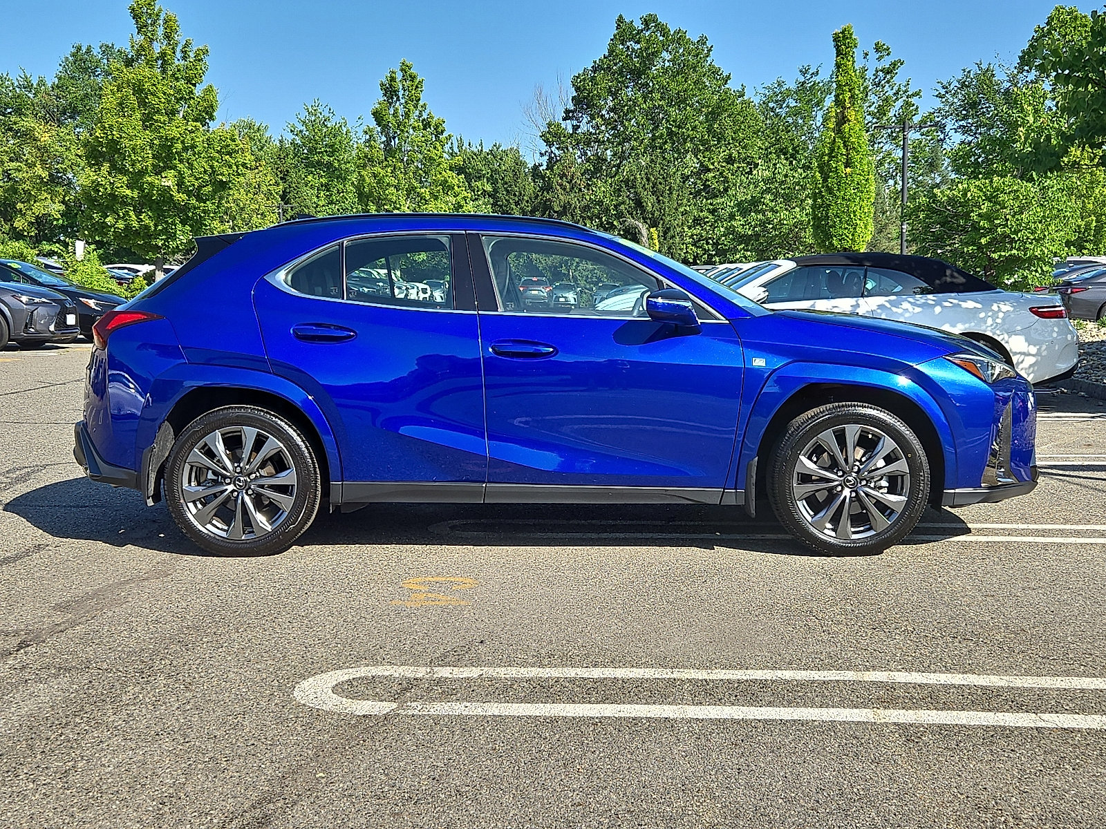 Certified 2023 Lexus UX 250h F Sport w/ Accessory Package (Z1) AWD/4WD image 8