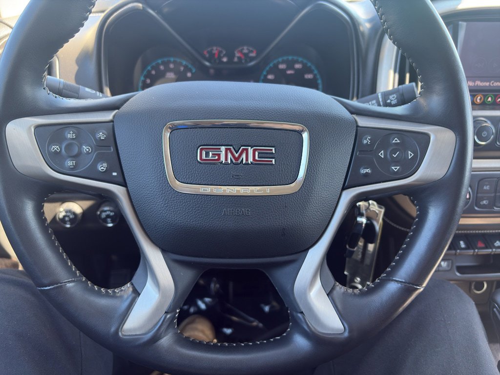 Used 2022 GMC Canyon Denali w/ Denali Black Edition Package image 10