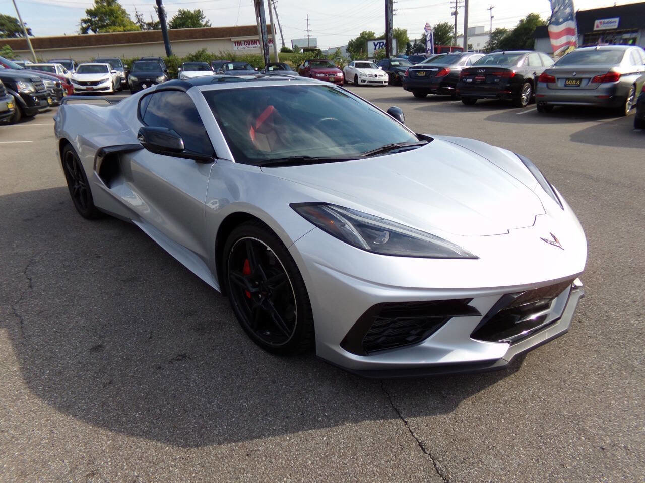 Used 2020 Chevrolet Corvette Stingray Coupe w/ Z51 Performance Package image 3