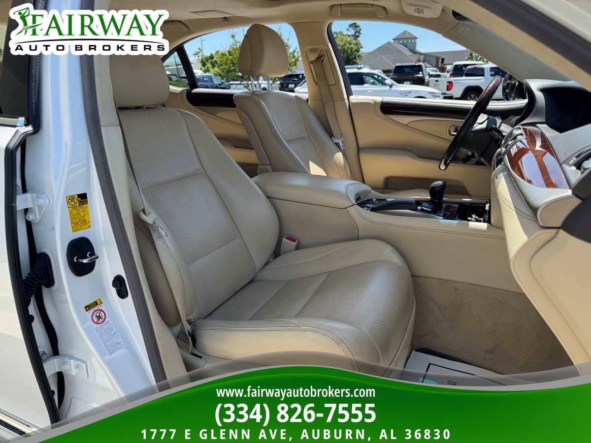Used 2015 Lexus LS 460 L RWD image 12