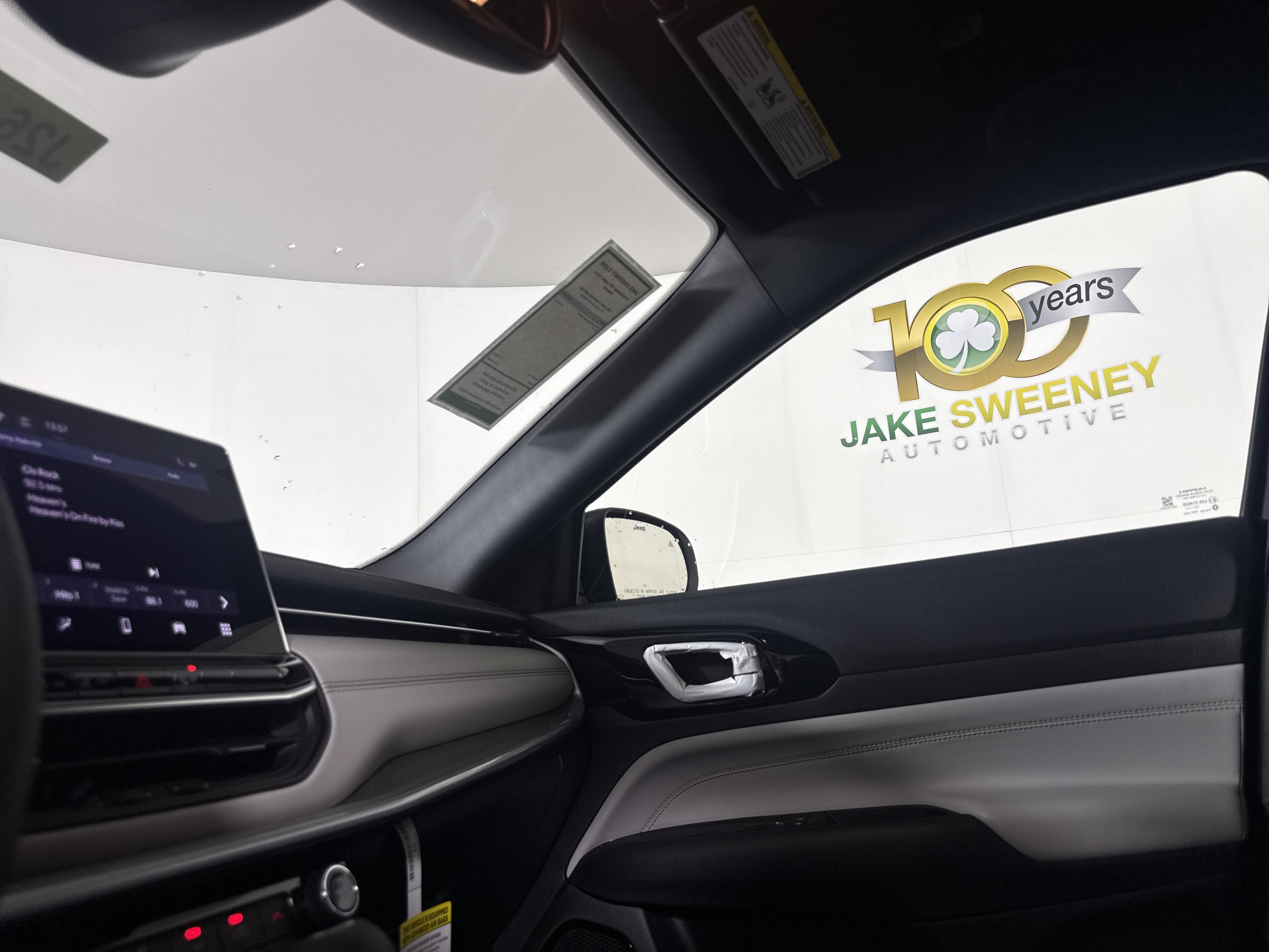 New 2026 Jeep Compass Limited AWD/4WD image 28