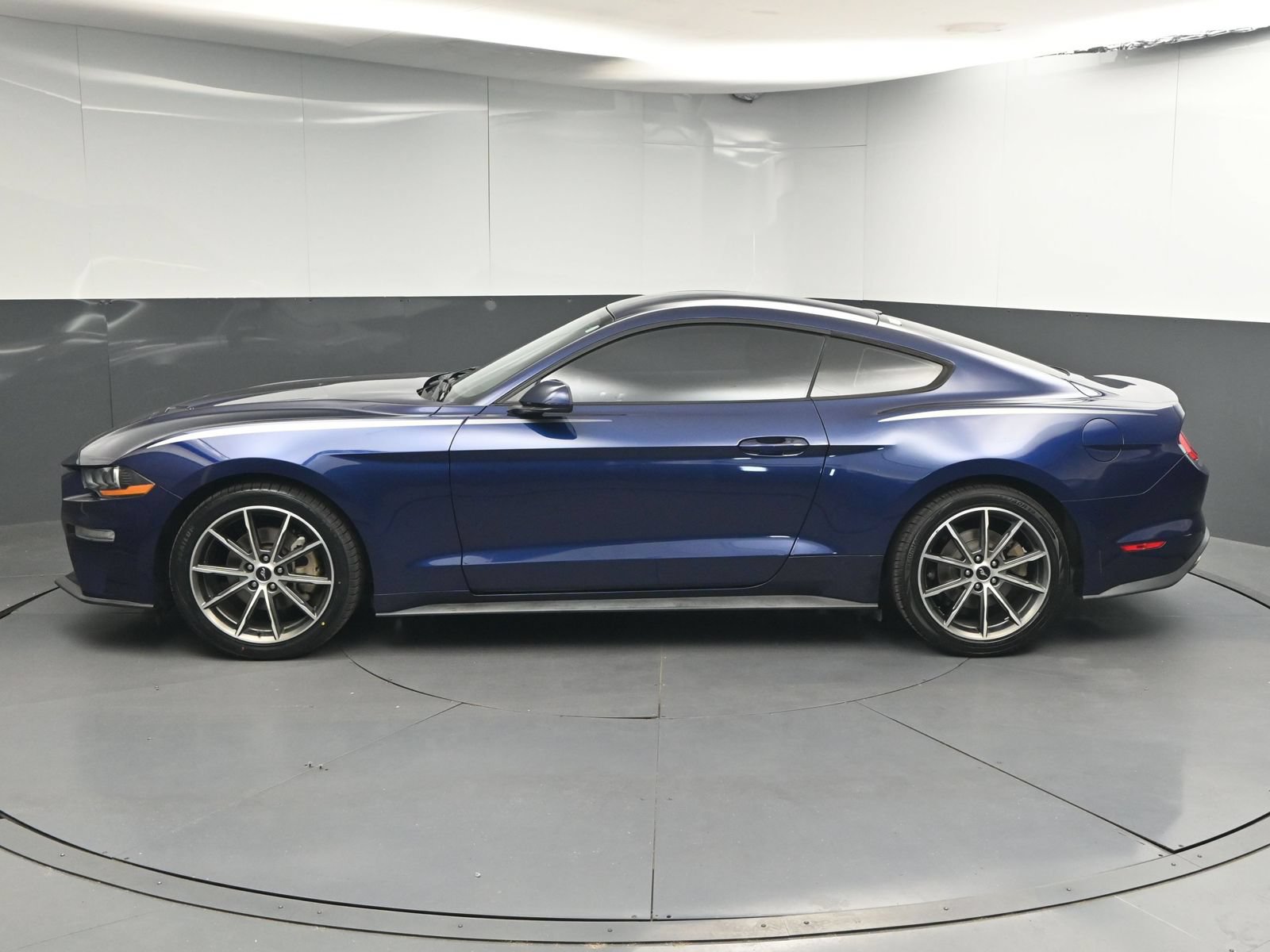 Used 2018 Ford Mustang Coupe w/ Wheel & Stripe Package RWD image 4