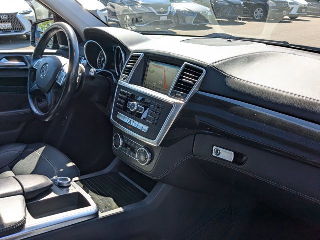 Used 2015 Mercedes-Benz ML 400 4MATIC image 22