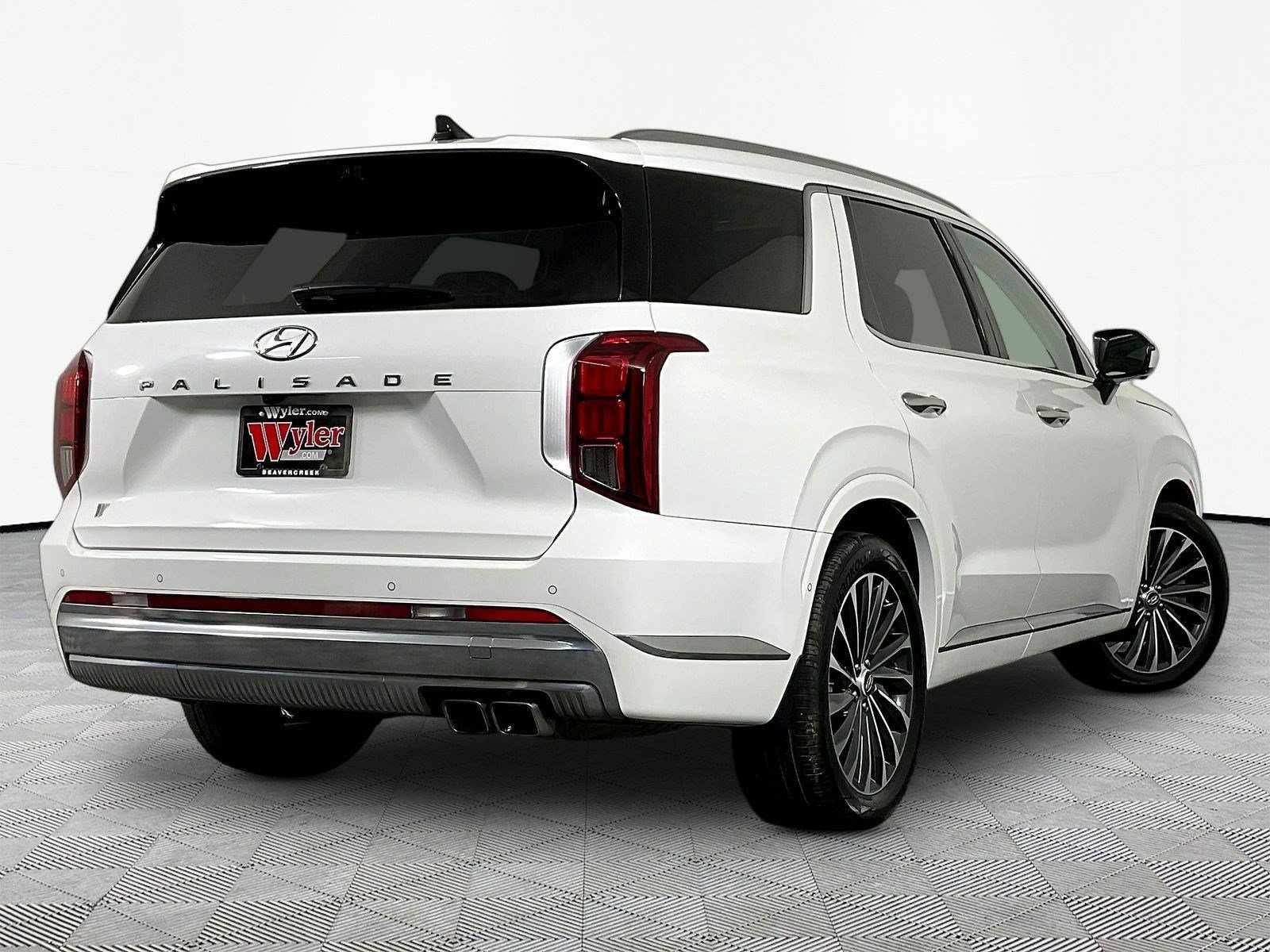 Used 2023 Hyundai Palisade Calligraphy w/ Cargo Package FWD image 6