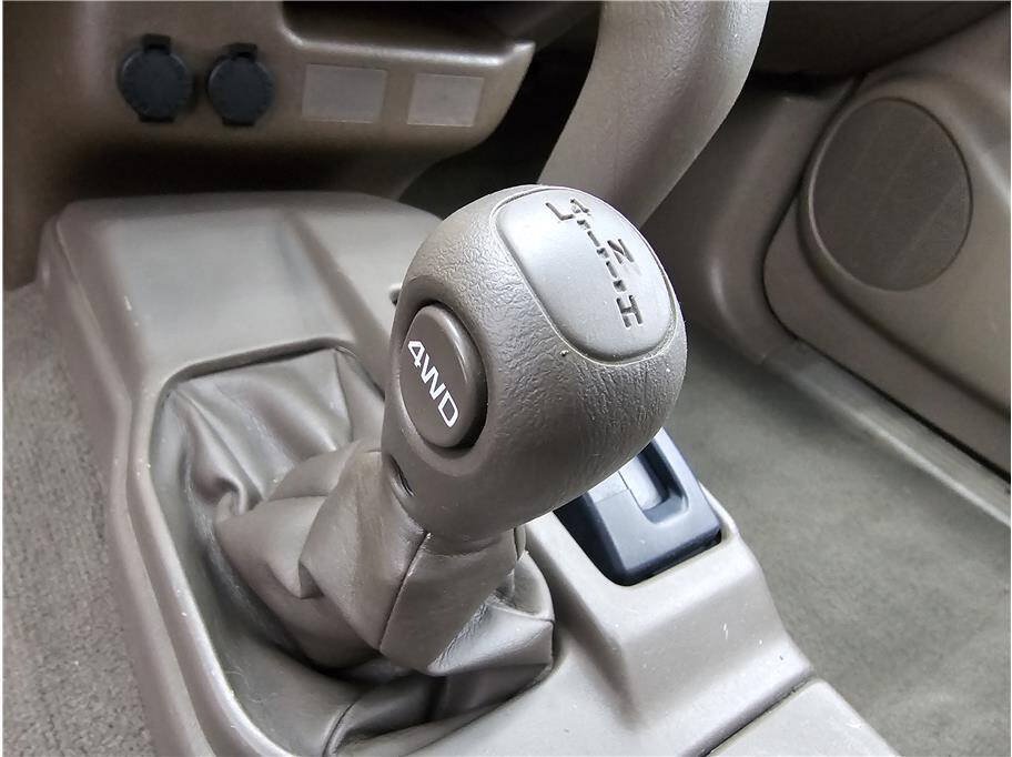 Used 2004 Toyota Tacoma 4x4 Xtracab V6 image 17