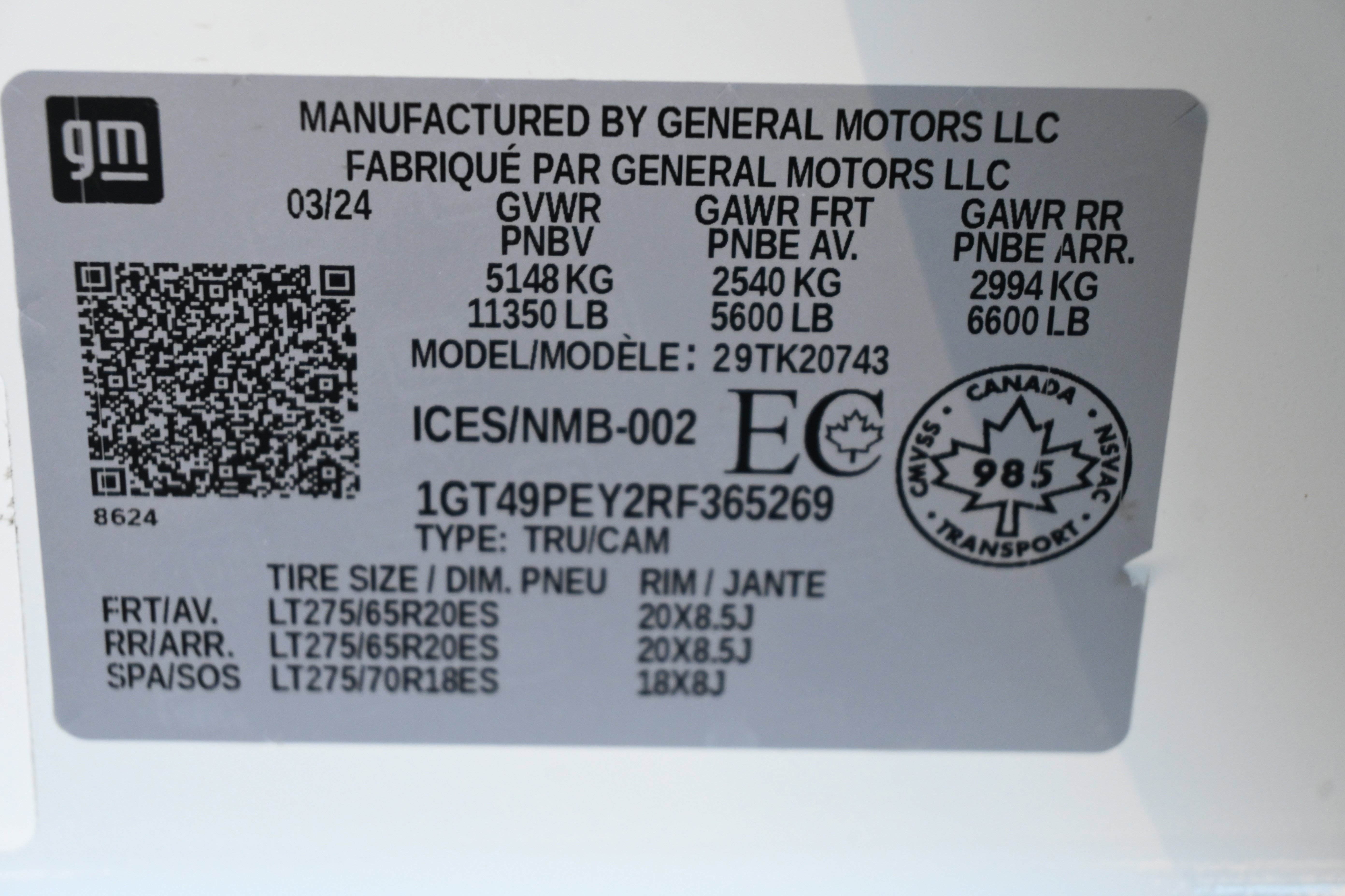 Used 2024 GMC Sierra 2500 AT4 w/ AT4 Premium Plus Package image 39