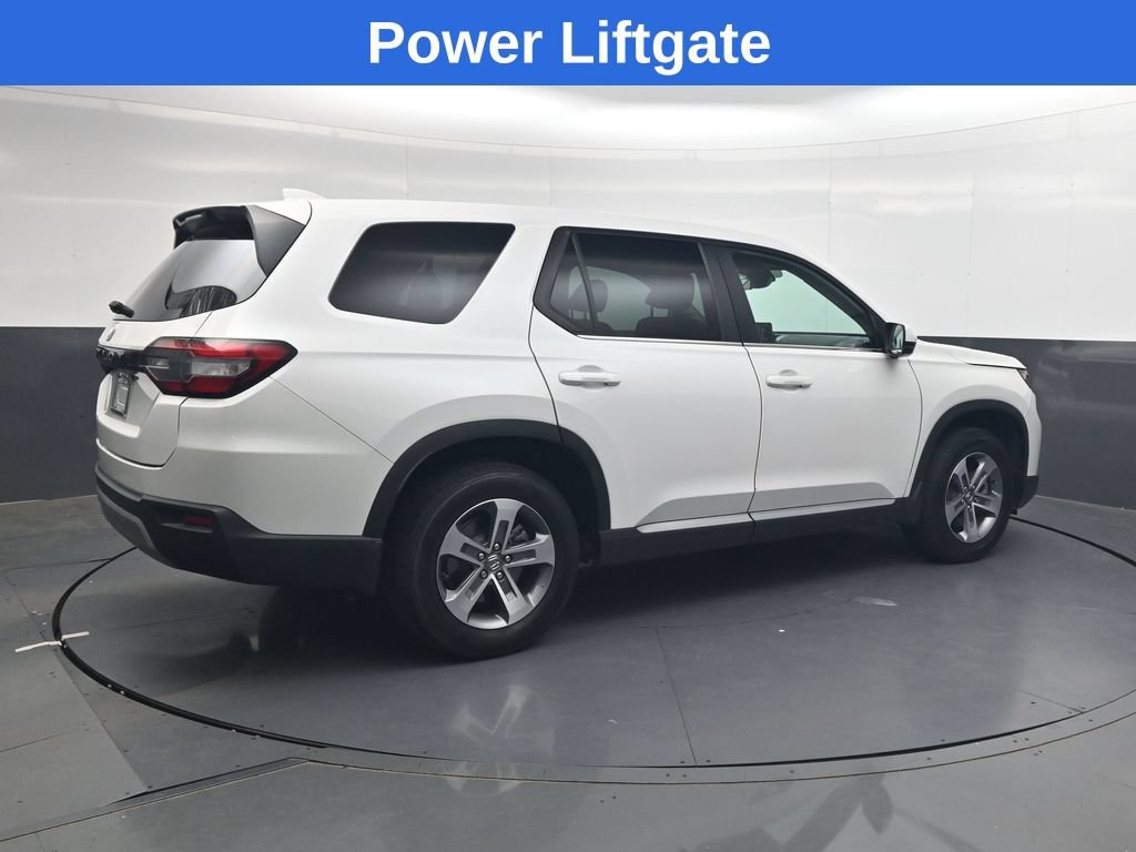 Used 2023 Honda Pilot EX-L image 4