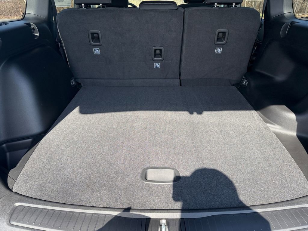 New 2026 Jeep Grand Cherokee Laredo image 17